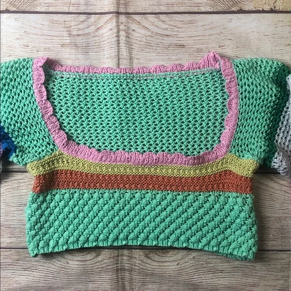 Colorful Crochet Crop Top - Picture 3 of 6